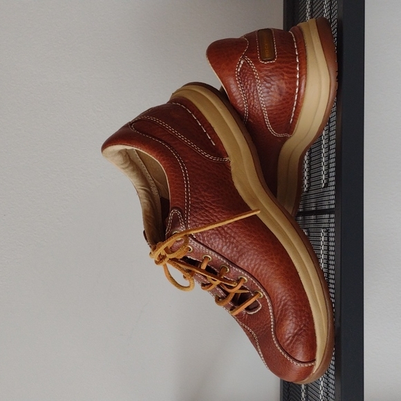 🌸 ROCKPORT TAN LEATHER SHOES-WIDE - Picture 2 of 4